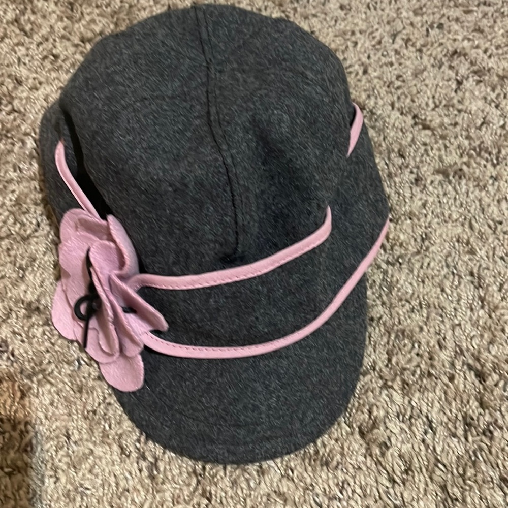 Women’s stormy Kromer winter hat